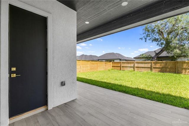 8046 N 49th Lane, Mcallen, TX 78504