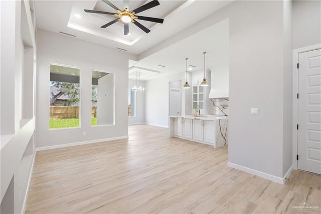 8046 N 49th Lane, Mcallen, TX 78504