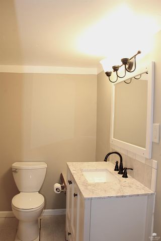 828 DeHoff, Manhattan, KS 66502