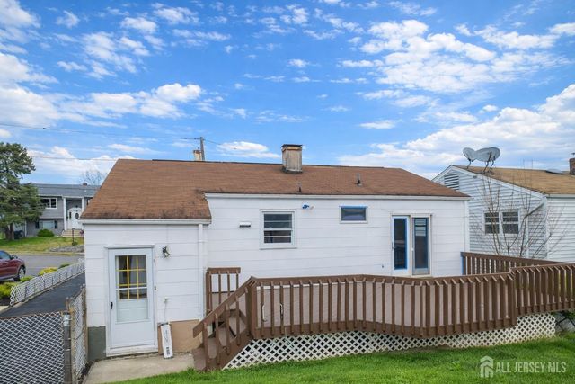 254 E GEORGE Place, Iselin, NJ 08830