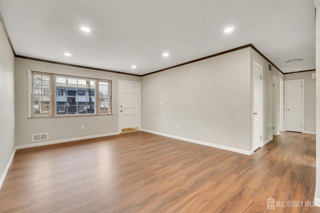 254 E GEORGE Place, Iselin, NJ 08830