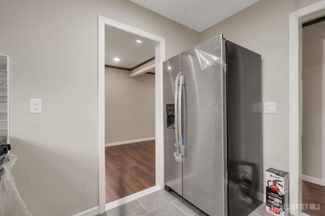 254 E GEORGE Place, Iselin, NJ 08830