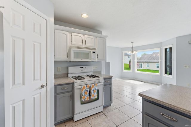 5406 Sorrento Boulevard, Fort Wayne, IN 46845