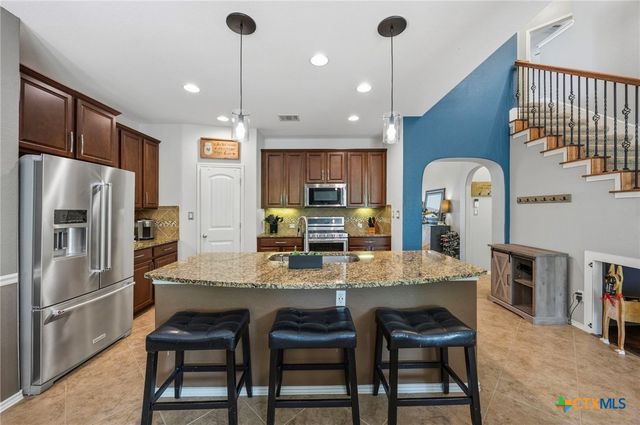 741 Wiltshire Drive, Hutto, TX 78634