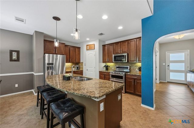 741 Wiltshire Drive, Hutto, TX 78634
