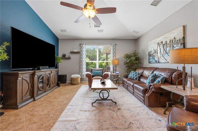 741 Wiltshire Drive, Hutto, TX 78634