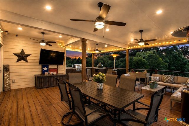 741 Wiltshire Drive, Hutto, TX 78634