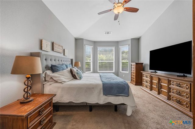 741 Wiltshire Drive, Hutto, TX 78634