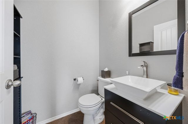 741 Wiltshire Drive, Hutto, TX 78634
