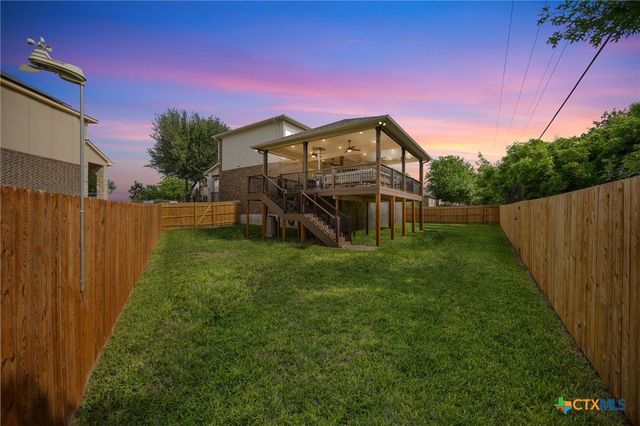 741 Wiltshire Drive, Hutto, TX 78634