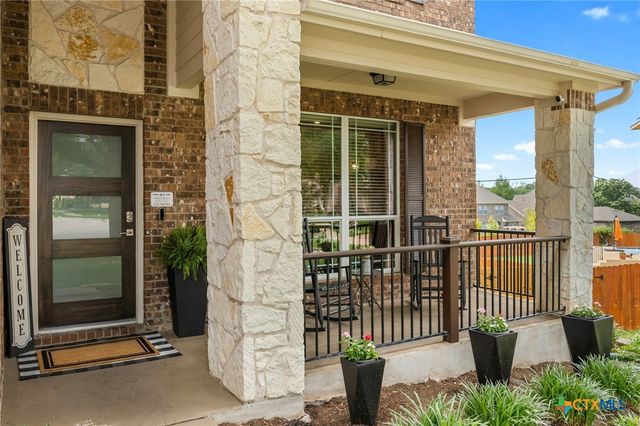 741 Wiltshire Drive, Hutto, TX 78634