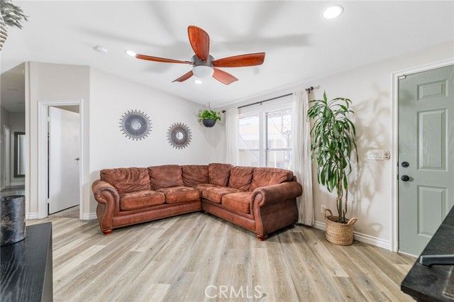 913 S Grand Avenue 47, San Jacinto, CA 92582