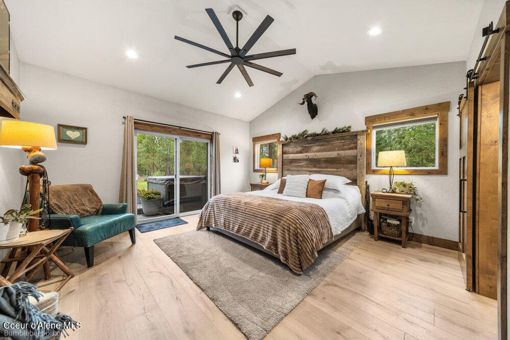 29131 N Hindman Street, Athol, ID 83801 photo 15