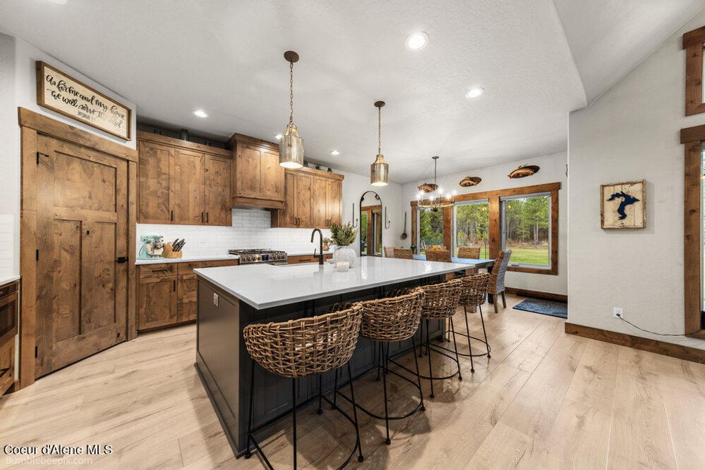 29131 N Hindman Street, Athol, ID 83801 photo 8