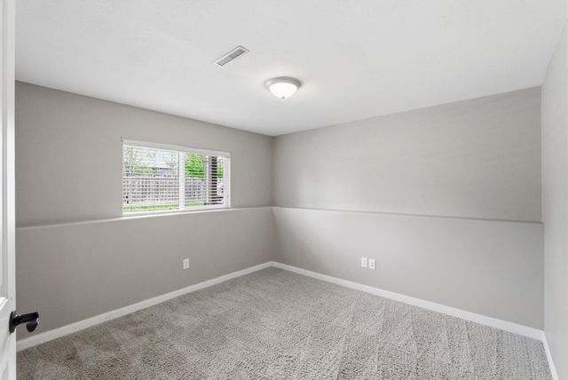 2739 N Woodridge Ct, Wichita, KS 67226