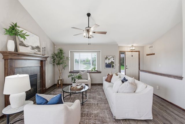 2739 N Woodridge Ct, Wichita, KS 67226