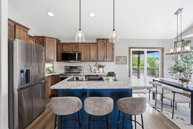 2739 N Woodridge Ct, Wichita, KS 67226