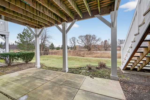 1034 Orchard Pond Court, Lake Zurich, IL 60047