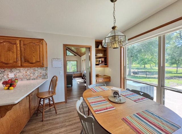 203 E 11th ST, Elgin, TX 78621