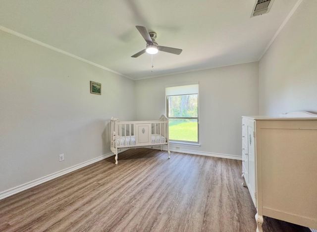 203 E 11th ST, Elgin, TX 78621