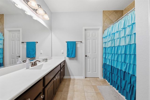 3926 Crystal Cascade Lane, Richmond, TX 77406