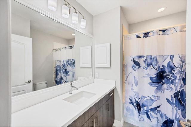 12923 SEASONG TERRACE, Bradenton, FL 34211