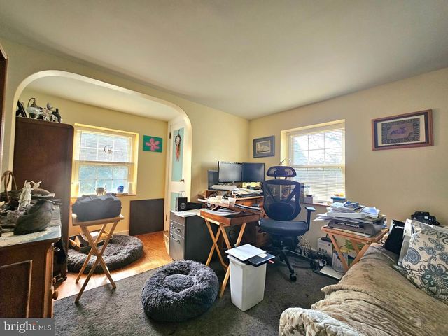 243 LINDEN LN, Riegelsville, PA 18077