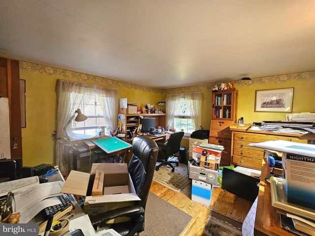 243 LINDEN LN, Riegelsville, PA 18077