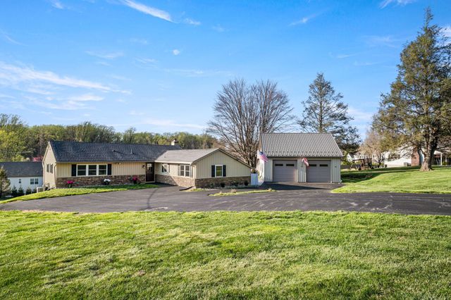 5 JACQUELINE DR, West Chester, PA 19382
