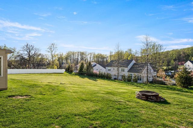 5 JACQUELINE DR, West Chester, PA 19382