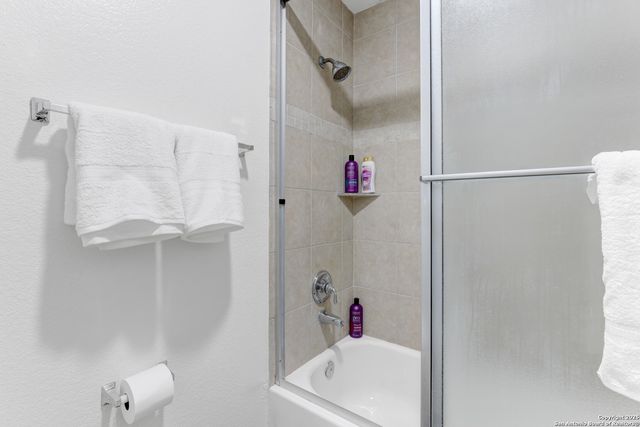 7323 Snowden Rd Apt 3302, San Antonio, TX 78240