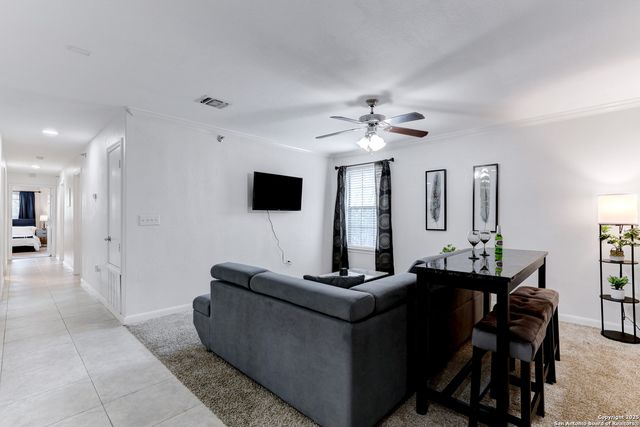 7323 Snowden Rd Apt 3302, San Antonio, TX 78240