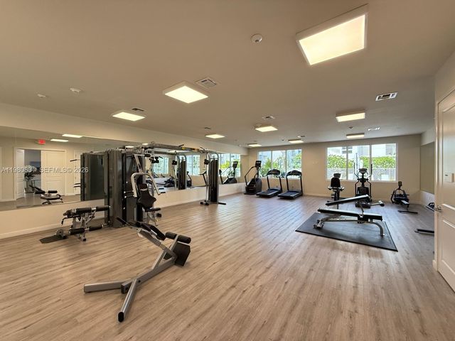 610 NE 2nd St 205, Dania Beach, FL 33004