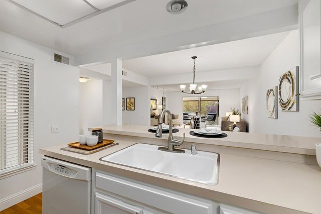 1125 Singingwood Ct 1, Walnut Creek, CA 94595