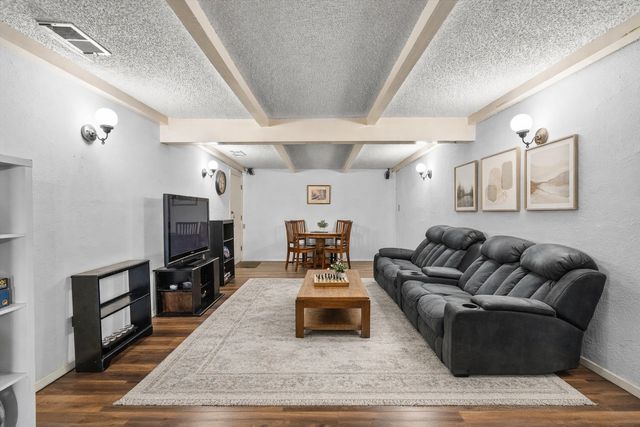 9551 E Lake Highlands Drive, Dallas, TX 75218