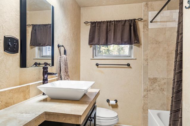 9551 E Lake Highlands Drive, Dallas, TX 75218