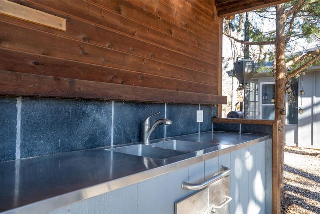 9551 E Lake Highlands Drive, Dallas, TX 75218