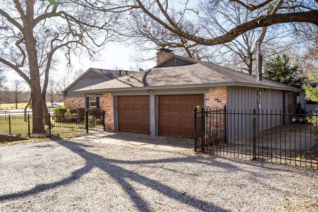 9551 E Lake Highlands Drive, Dallas, TX 75218