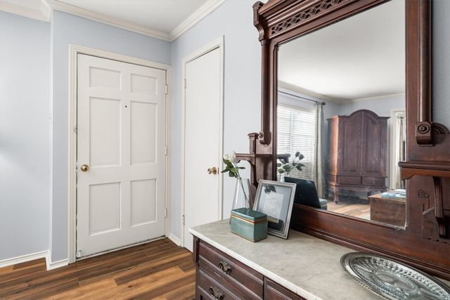 9551 E Lake Highlands Drive, Dallas, TX 75218