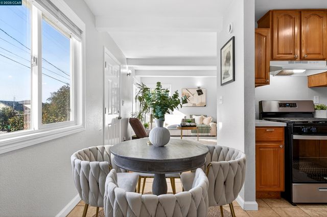 239 Jennifer Dr, San Pablo, CA 94806