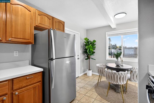 239 Jennifer Dr, San Pablo, CA 94806