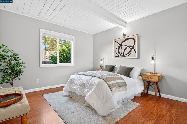 239 Jennifer Dr, San Pablo, CA 94806