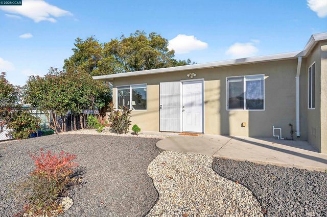 239 Jennifer Dr, San Pablo, CA 94806