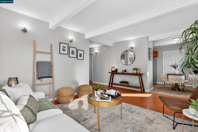 239 Jennifer Dr, San Pablo, CA 94806