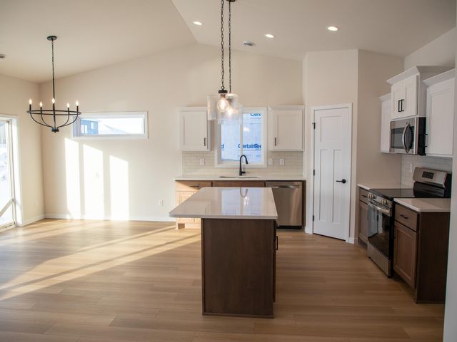 7361 26 Street S, Fargo, ND 58104