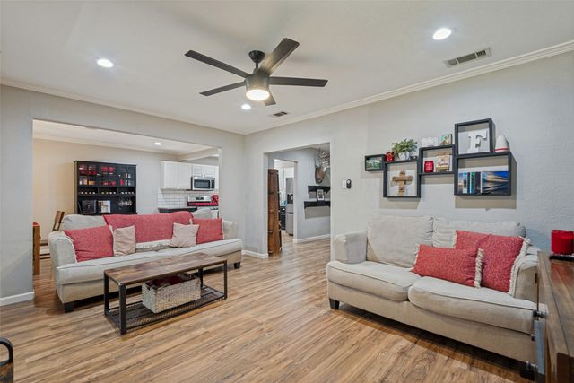 112 Avenue B, Seagoville, TX 75159