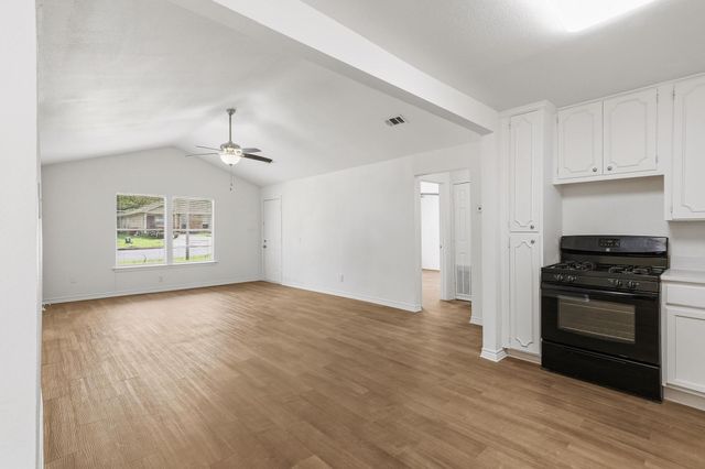 406 N Burdette Avenue, Sherman, TX 75090