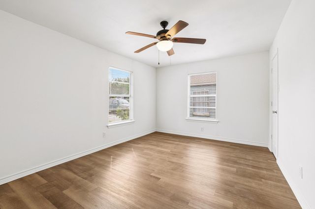 406 N Burdette Avenue, Sherman, TX 75090