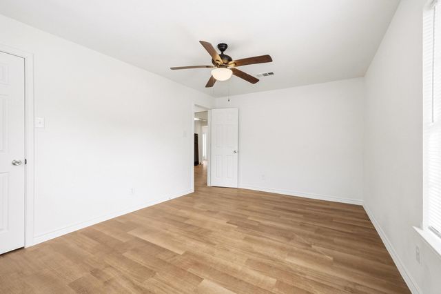 406 N Burdette Avenue, Sherman, TX 75090