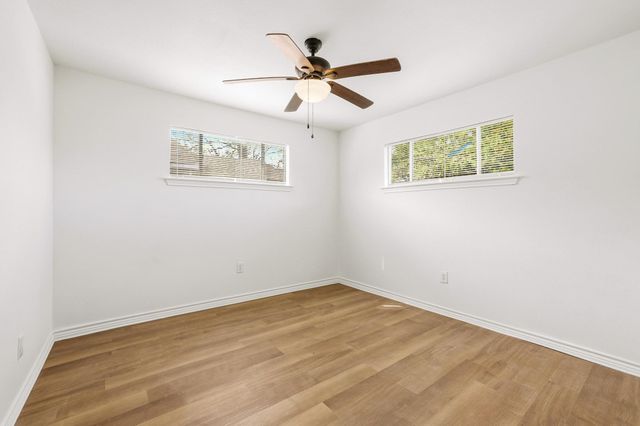 406 N Burdette Avenue, Sherman, TX 75090